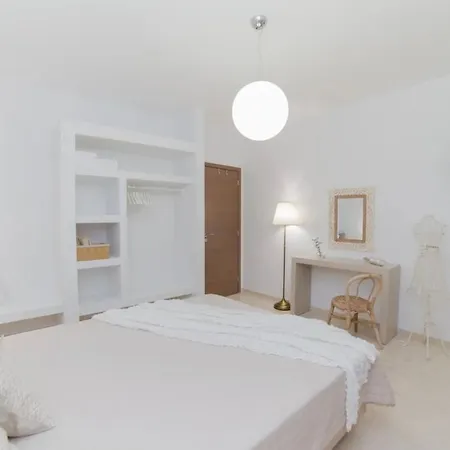 Elite * Chania (Crete)