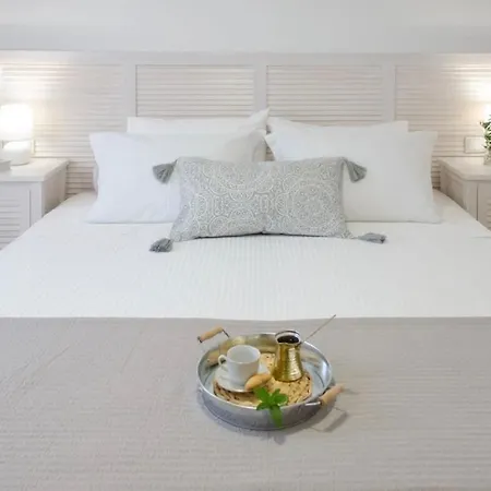 Elite Aparthotel