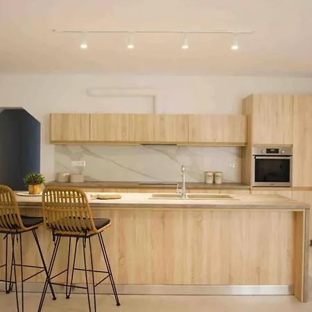 Elite * Chania (Crete)