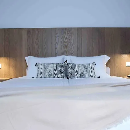Elite Aparthotel