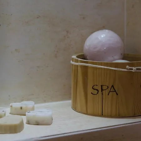 Elite Aparthotel *