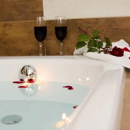 Elite * Chania (Crete)