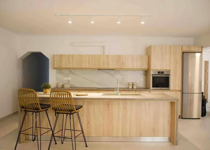 Elite * Chania (Crete)