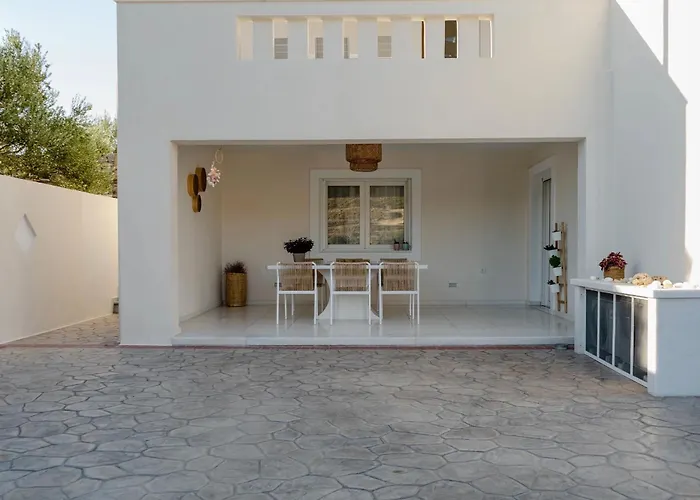 Elite * Chania (Crete)